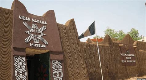  Der Gidan Makama Museum: Ein Fenster zur Geschichte der Kanem-Bornu Dynastie!