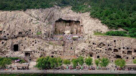 Die Longmen Grotten –  Ein steinernes Meisterwerk buddhistischer Kunst!