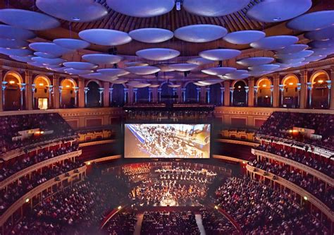  Die Royal Albert Hall: Ein ikonisches Konzert- und Veranstaltungszentrum in London!